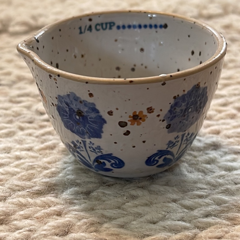 Rustic Animal Measuring Cups by Maria Lena for Anthropologie - Picture 8 of 8